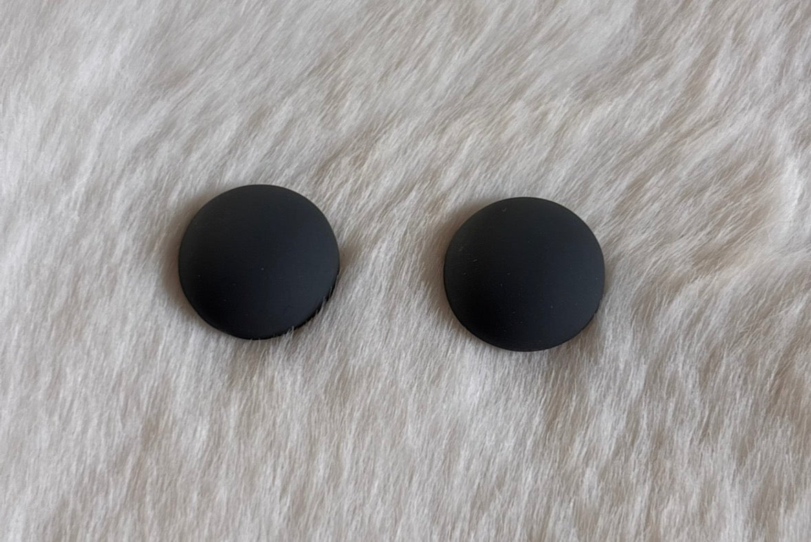 Round Dark Grey Cabs
